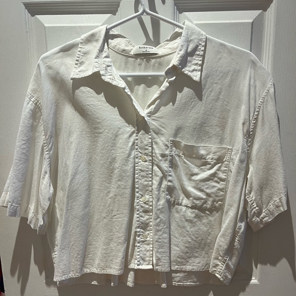 Aritzia Babaton Linen Button-Up Blouse